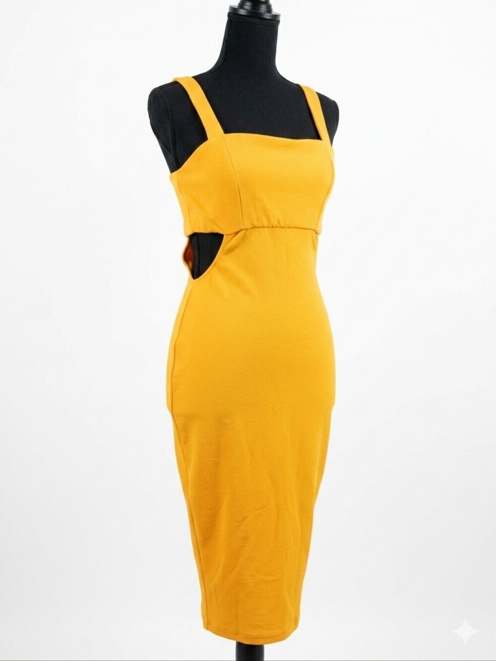 Womens Boohoo dress in orangz size M